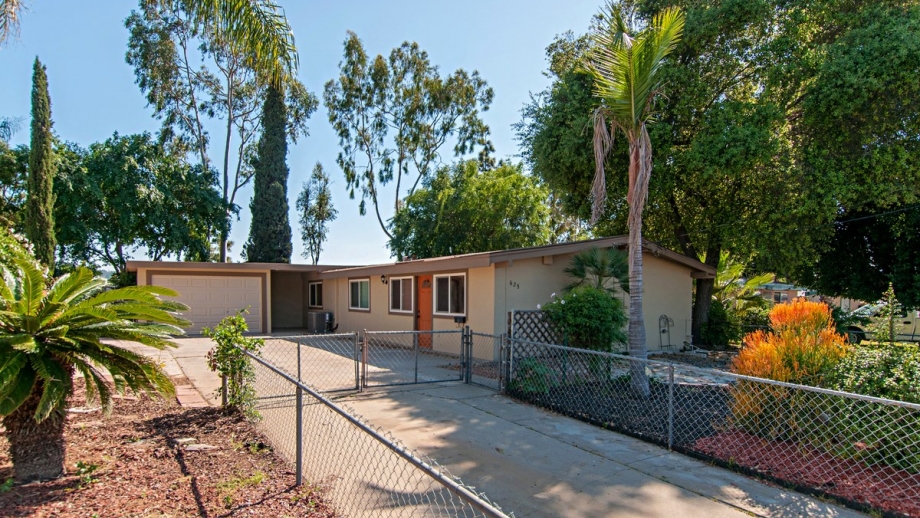 625 E. Madison, El Cajon, CA 92020